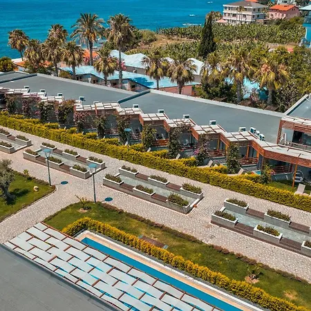 Feniks Priority Hotel