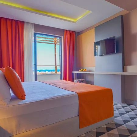 Feniks Priority 4* Okurcalar
