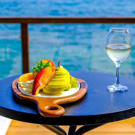Feniks Priority Hotel 4*